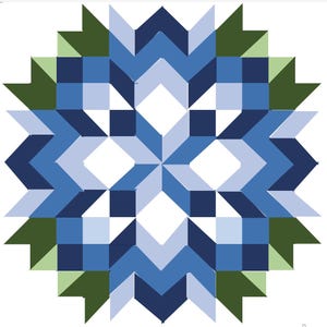 Puede incluir: Una taza de cerámica blanca con un asa negra y el texto "But First, Coffee" en negro y negrita. La taza está sobre una superficie de madera. La taza mide 10 cm de alto.