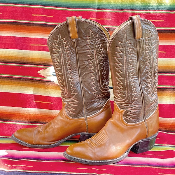 Vintage Leather Mens Tony Lama Cowboy Boots, Style 6210 2 Tone Leather Size 10A