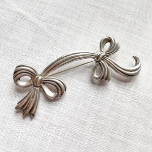 Vintage Los Castillo Sterling Brooch, Taxco Mexico Bow Pin #665