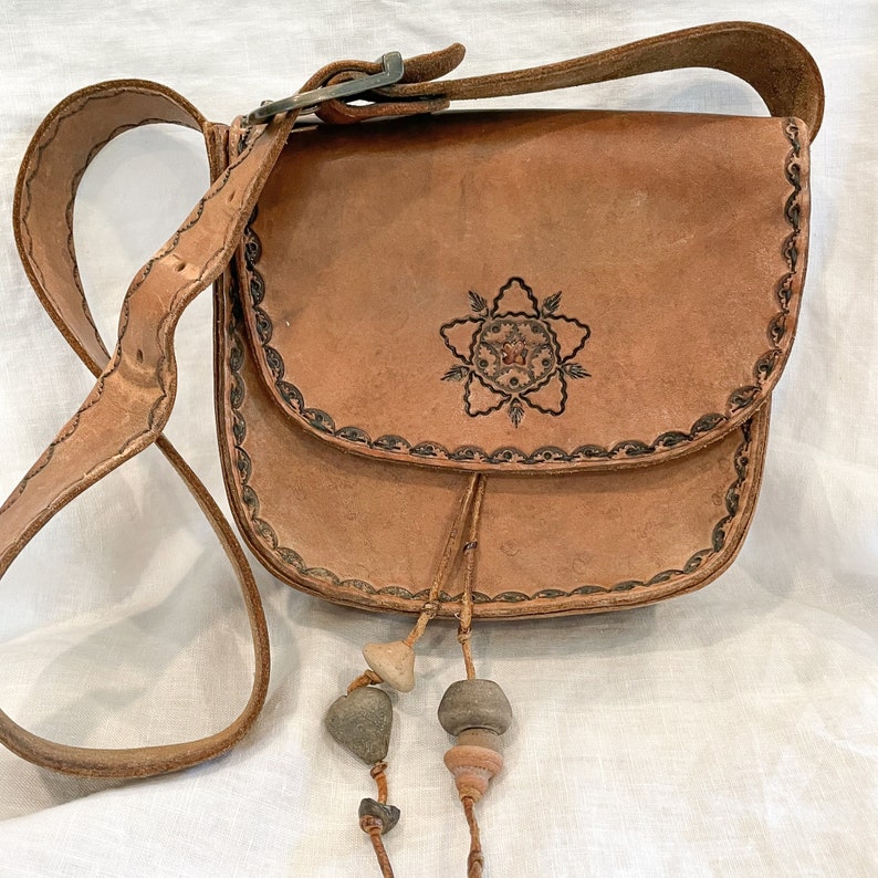 Vintage Tooled Leather Southwestern Shoulder Bag w/Ceramic Beads image 3