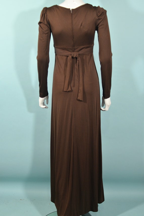 Vintage 70s Brown Knit Maxi Dress w/Applique Flow… - image 9