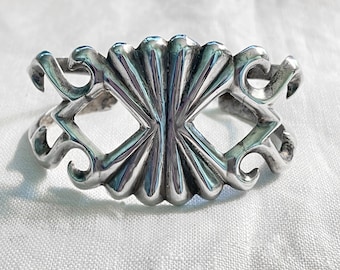 Vintage Navajo Old Pawn Sterling Silver Cuff Bracelet, Fits Small Wrist 48.6G