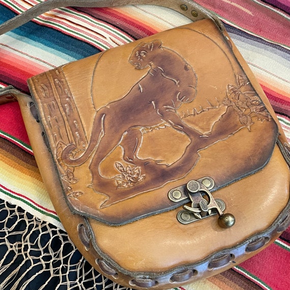 Vintage Hand Tooled Leather Shoulder Bag, Wild Ca… - image 5