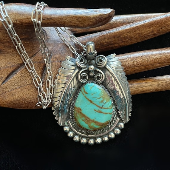 Flower Medallion Vintage Native American Navajo Turquoise Sterling Silver Bracelet Old Flower Medallion Vintage Native American Navajo Turquoise Sterling Silver Bracelet Old