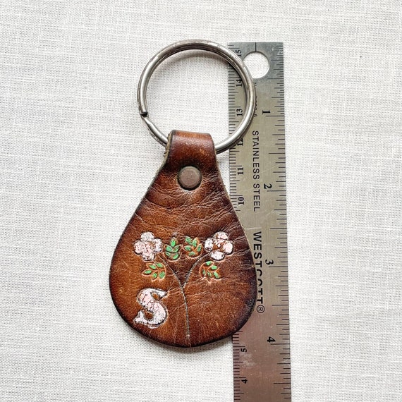 Vintage 60s/70s Tooled/Painted Leather Key Fob, H… - image 8