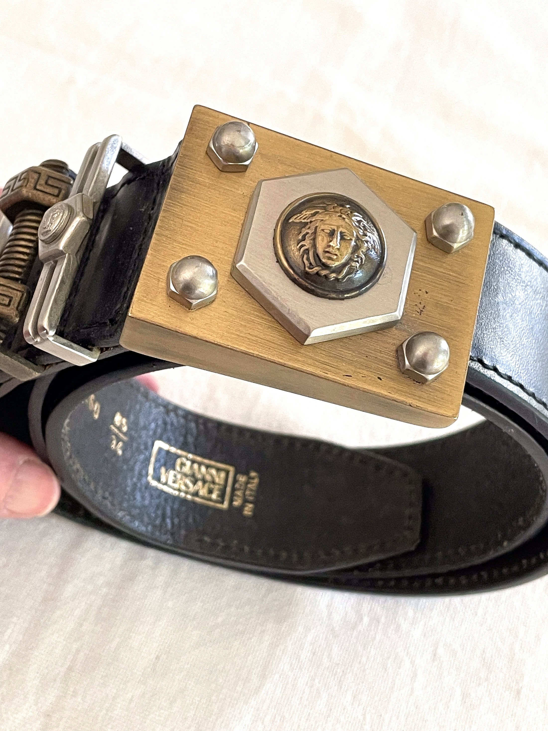 小物 Gianni Versace Black leather belt s-l400.jpg