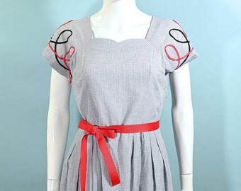 Vintage 40s Grey Gingham Dress w/Accent Trim, Sun Seeker M