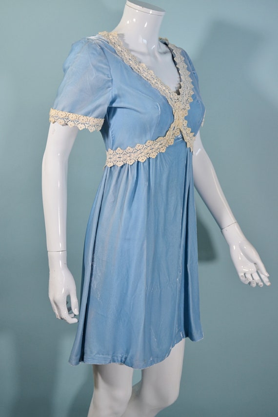 Vintage 60s Baby Blue Velvet Mini Dress Lace Deta… - image 6