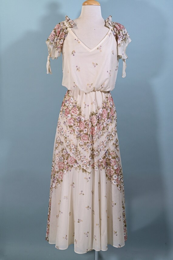 Vintage 70s Romantic Floral Print Long Dress, Gat… - image 3