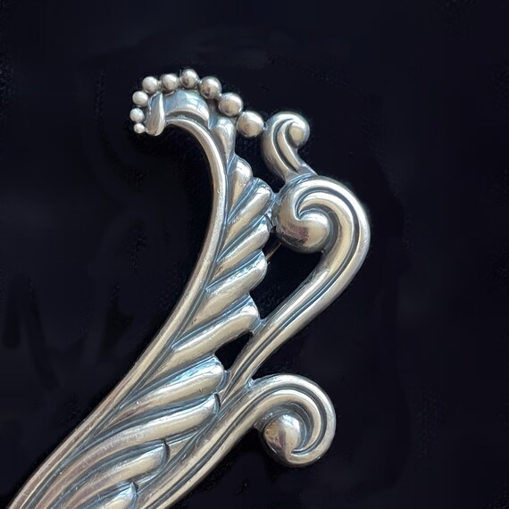 Vintage Elegant Long Swirly Los Castillo Brooch, … - image 3