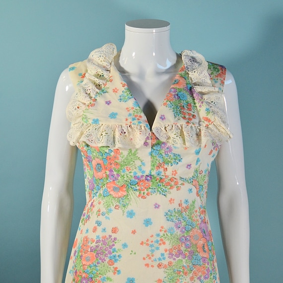 Vintage 60s/70s Wide Ruffled Collar, Floral Print… - image 1