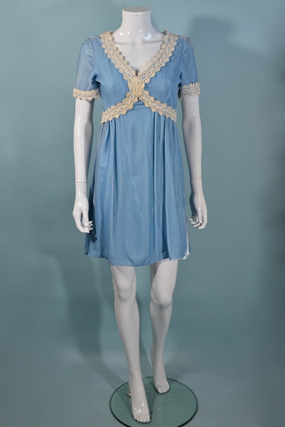 Vintage 60s Baby Blue Velvet Mini Dress Lace Deta… - image 3