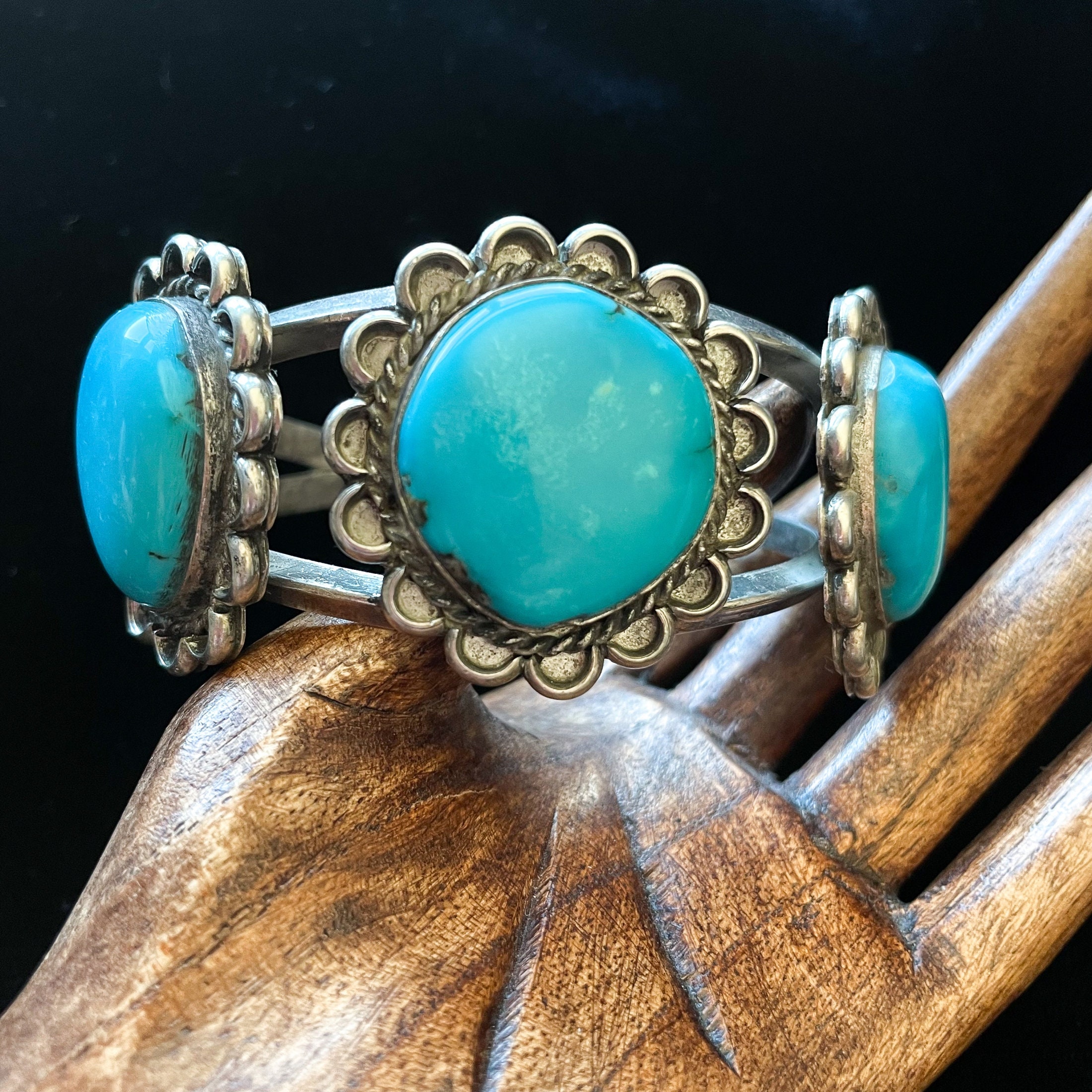 Vintage 60s Navajo, Blue Gem Turquoise Native American Cuff