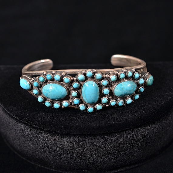 1940's Rare Vintage Native American Navajo Turquoise Sterling Silver Cluster Bracelet 1940's Rare Vintage Native American Navajo Turquoise Sterling Silver Cluster Bracelet