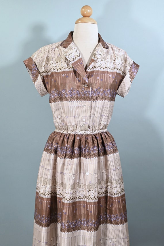 Vintage Day Dress, Whimsical Floral Print Elastic… - image 5