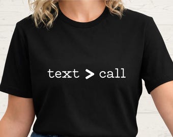 Camiseta con humor sobre salud mental: No llames sarcástico a introvertido, ansiedad social, neurodivergente. Camiseta gráfica. Regalo.