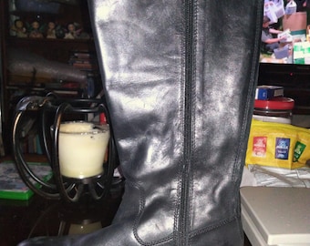 Kennith cole mia Elias knee high black boots size 9 used good condition