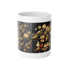 Puede incluir: Un letrero de madera rústica con el texto "Welcome to our home" en letras blancas. El letrero presenta un acabado envejecido y un diseño simple y acogedor, perfecto para un porche o entrada.