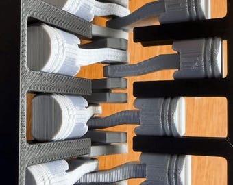 Mechanical V8 Engine Fidget Toy – Moving Pistons Desk Toy, 3D Printed Engine Model, Engineering Gift for Car Lovers