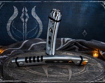 Dual White Saber Props – 3D Printed Sci-Fi Hilts – Cosplay Set – Display Collectible – Fan Made