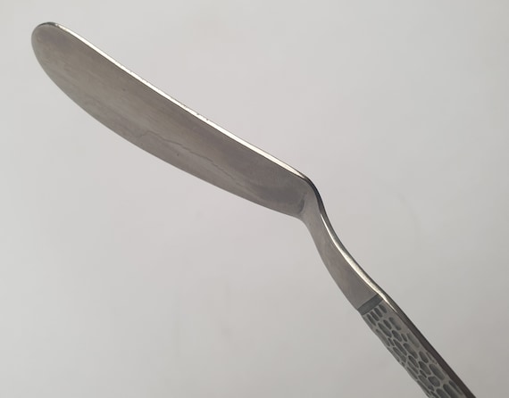 Fish knife vs butter knife best sale