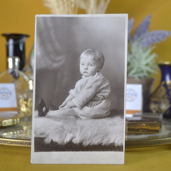 Little Child Girl Vintage Found Photo Post Card Black and white Original Snapshot , Date Uknown