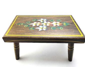 1984 Ebersol Chair Shop Hand-Painted Folk Art Footstool – Pennsylvania Dutch Floral Wood Stool