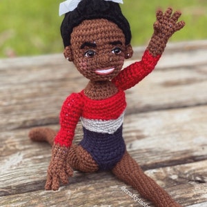 Modèle de crochet de poupée Amigurumi gymnaste image 2