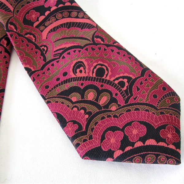 Vintage Brittania Necktie - Wide Fuchsia Designer Polyester Tie