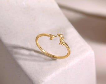 Sterling Silver Dachshund Ring, Adjustable Dog Lover Gift, Dainty Animal Wrap Ring, Minimalist Ring for Women, Cute Wiener Dog Jewelry