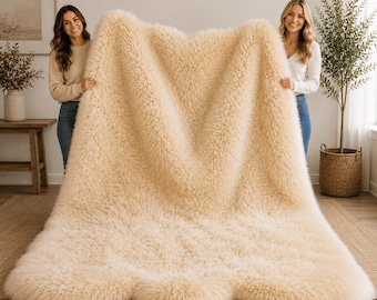 Light Champagne Sheepskin Rug, Genuine Icelandic Wool Hide, Soft Shaggy Fur Throw, Luxury Nordic Accent Carpet for Elegant Cozy Home Decor