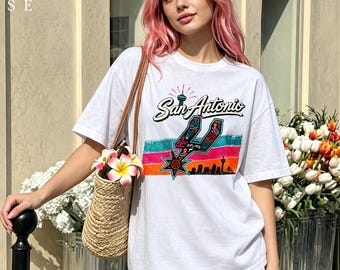 San Antonio Spurs Retro Sunset Tee, City Skyline Basketball Graphic Shirt, Western-Inspired Casual Fan Top