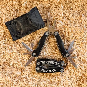 Dad's All-Metal Multi Tool – Engraved 9-in-1 Dad Gift - over 18 only - Personalisable