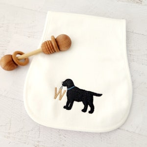 Black Lab Burp Cloth Personalized Baby Burp Cloth Embroidered Appliqué Dog Baby Shower Gift for New Mom Custom Monogram New Baby Organic