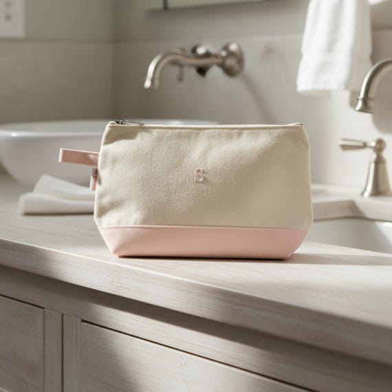 Monogrammed Makeup Bag Embroidered Canvas Bag Personalized Bridesmaid Gift Wedding Day Necessities Bride Gift Wedding Keepsake Maid of Honor