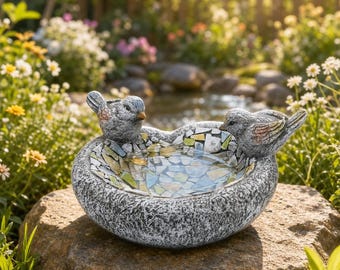 Vaschetta per uccelli e mangiatoia a mosaico con 2 uccellini / Ornamento da giardino in resina, ciotola per l'acqua da esterno per uccelli, decorazione per il giardino per gli amanti degli uccelli