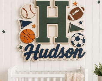 Letrero personalizado para habitación infantil con temática deportiva, monograma de béisbol y fútbol americano en madera, decoración para habitación de niño con temática deportiva, regalo ideal para baby shower o cumpleaños.