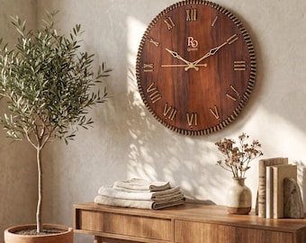 Große Rustikale Wanduhr mit Römischen Ziffern | Holzwerkstoff, Silent Quartz Uhrwerk