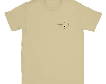 NPN Transistor T-Shirt (cheast) – Electronics and Computer Engineering Shirt for Programmers and Hardware Nerds
