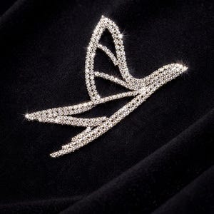 Naszywka z kryształkami i ptakiem, aplikacja do prasowania z kryształkami, elegancki, błyszczący wzór DIY (10 x 9 cm)