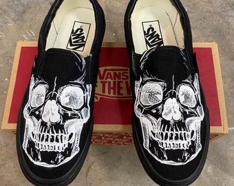 skull feet vans