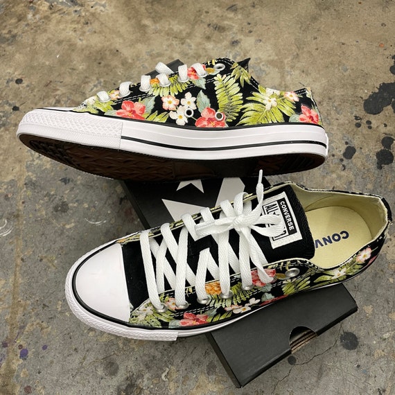 Converse hawaiian print deals