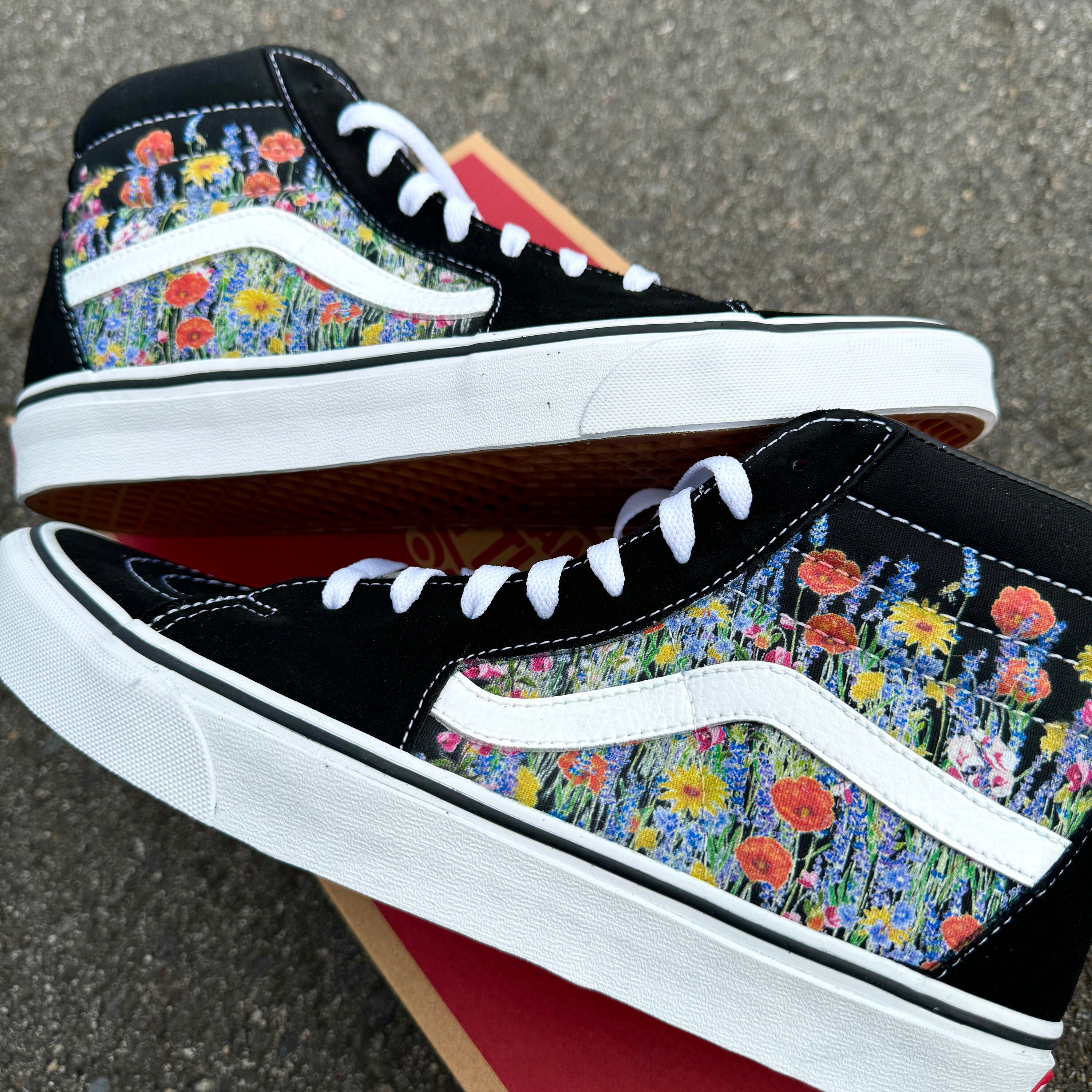 Flower Field Vans Sk8-hi Shoes - Customized Black Sk8-hi Top 