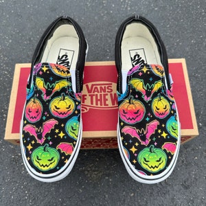 Spooky Pumpkin Bat Halloween Print Custom Slip On Black Vans