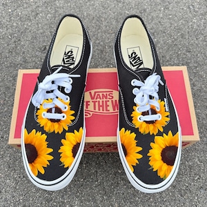 Girasoli su scarpe Vans Authentic nere Sneakers Vans