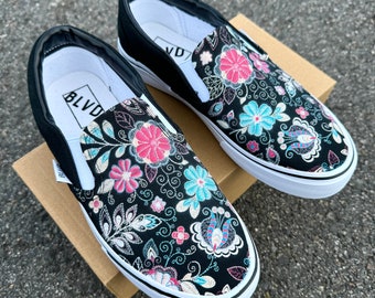 カスタム花刺繍スリッポンシューズ - Otomi メキシカンスタイル刺繍シューズ