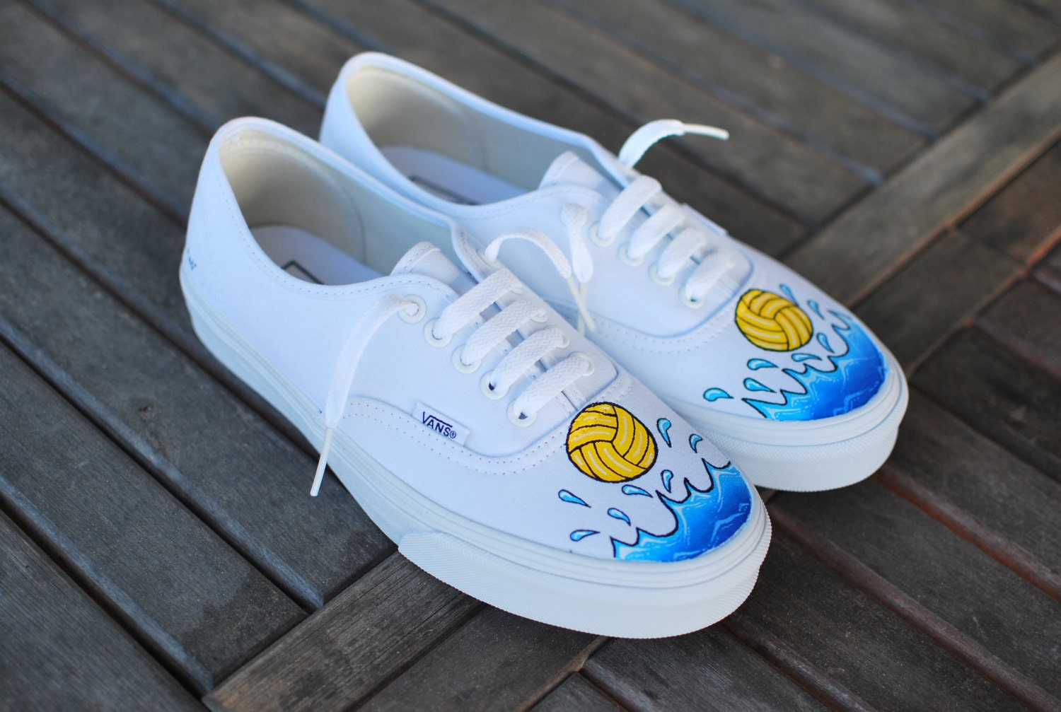 Cool designs clearance for white vans