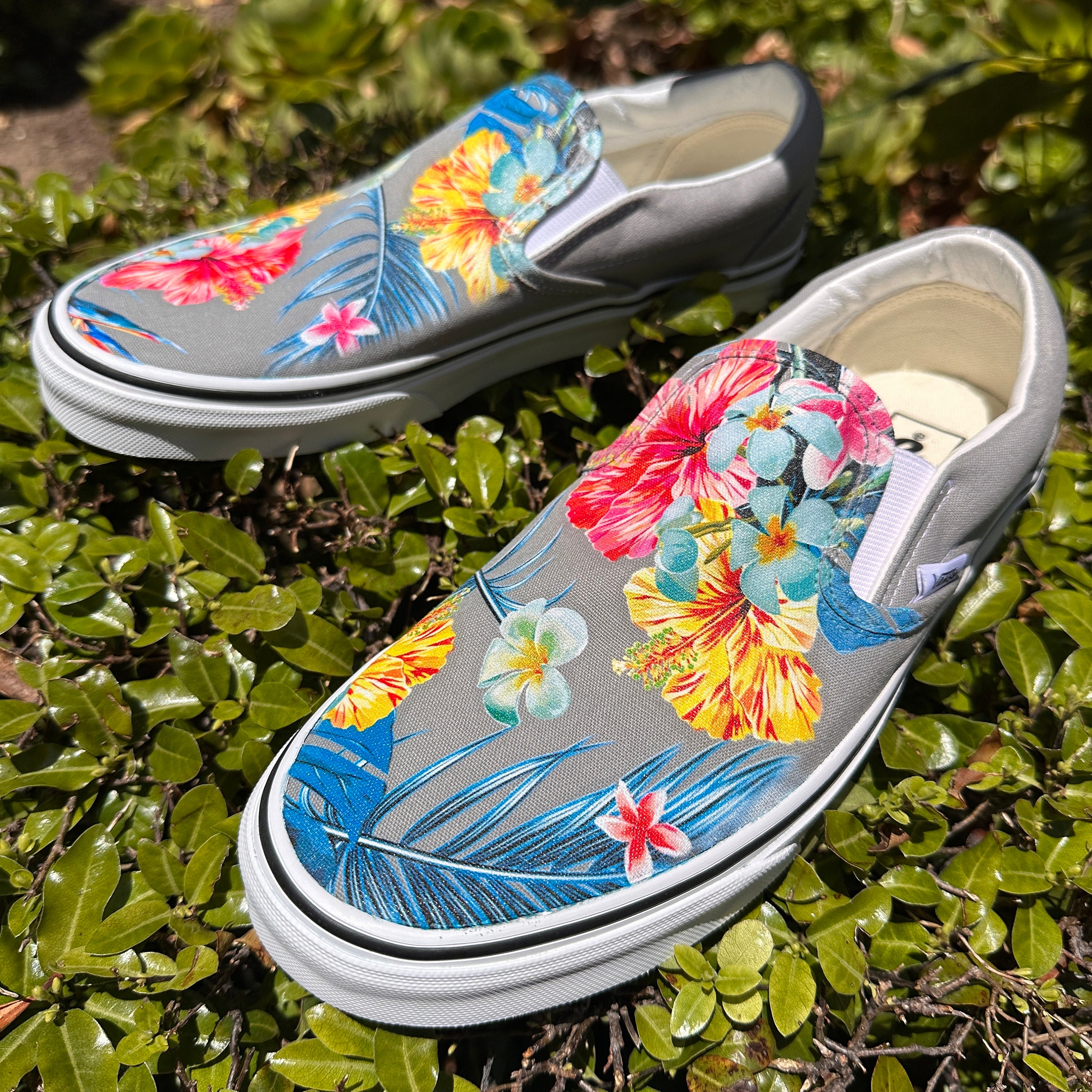 Vans Authentic Vans Slip On Fleur Tropical Floral Pattern On Gray Vans Slip On Shoes Men's And