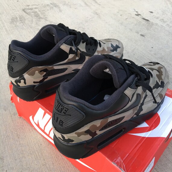 Camouflage Nike Air Max 90 Custom Painted Sneakers 'Desert Camo Camouflage Nike Air Max 90 Custom Painted Sneakers 'Desert Camo