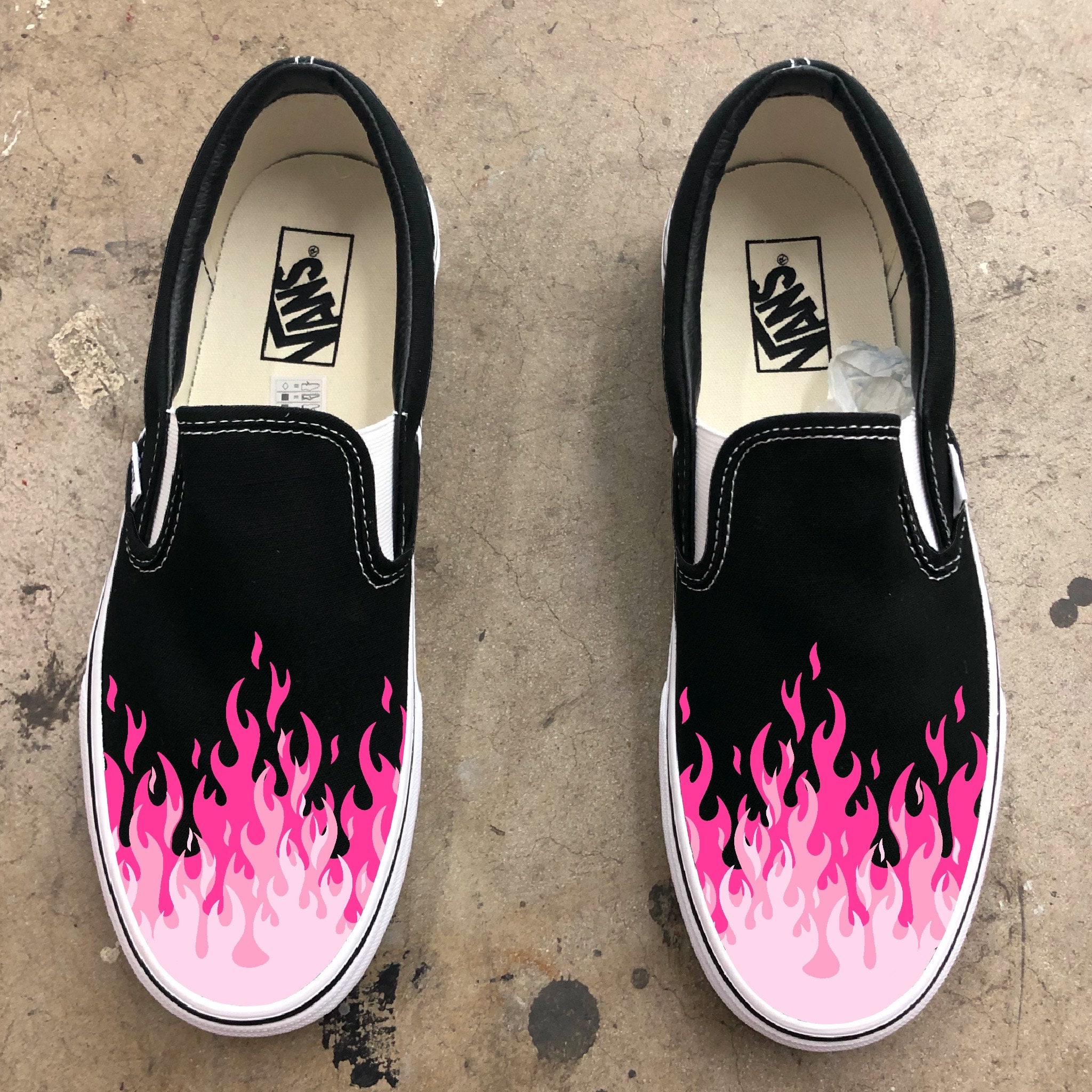 converse flame green